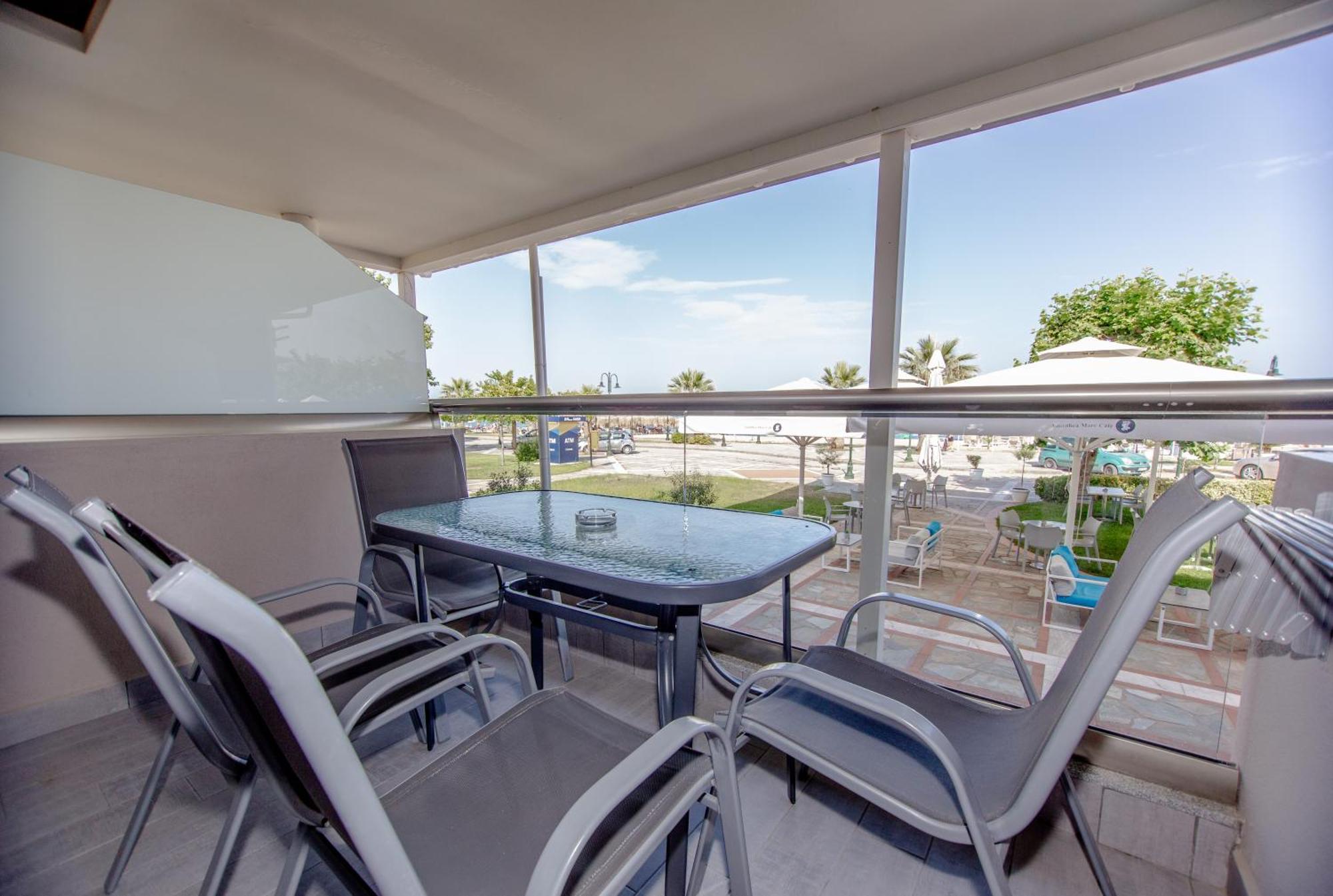 Amalia Mare Sea View Apartment *