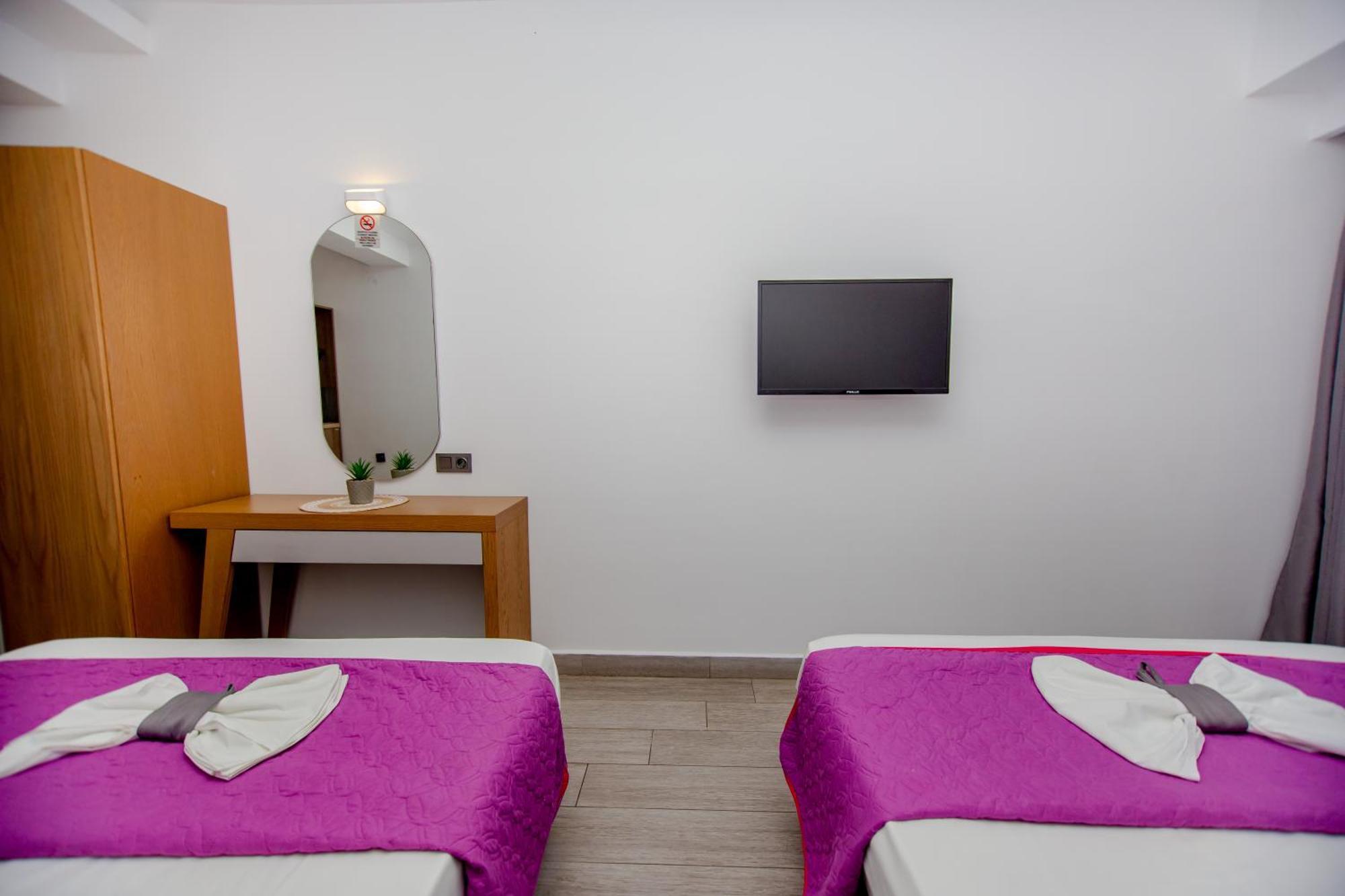 Amalia Mare Sea View Apartment *