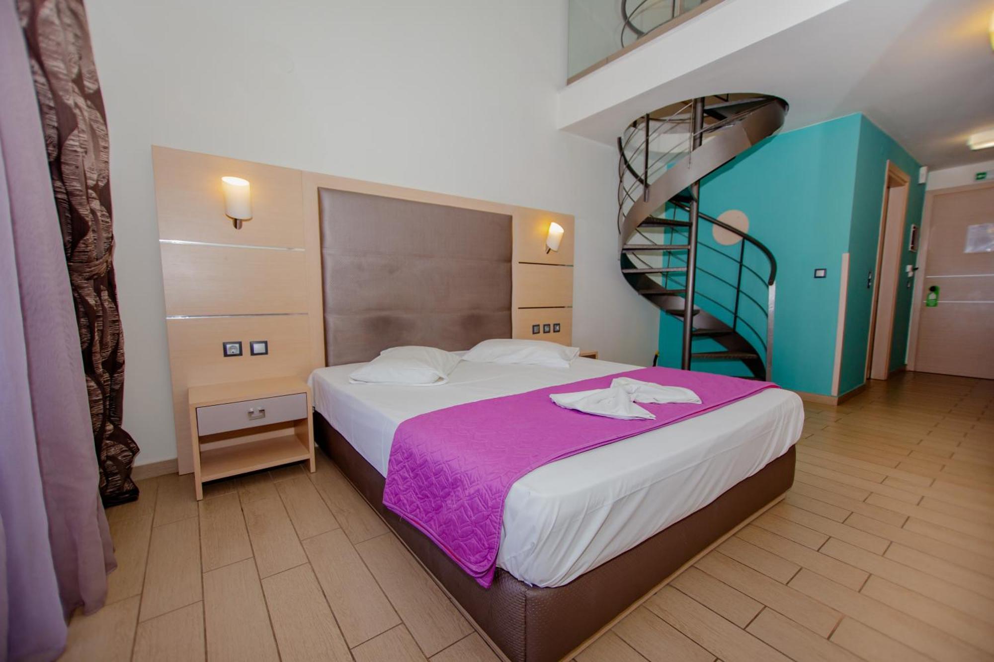 Apartment Amalia Mare Sea View Nea Vrasna