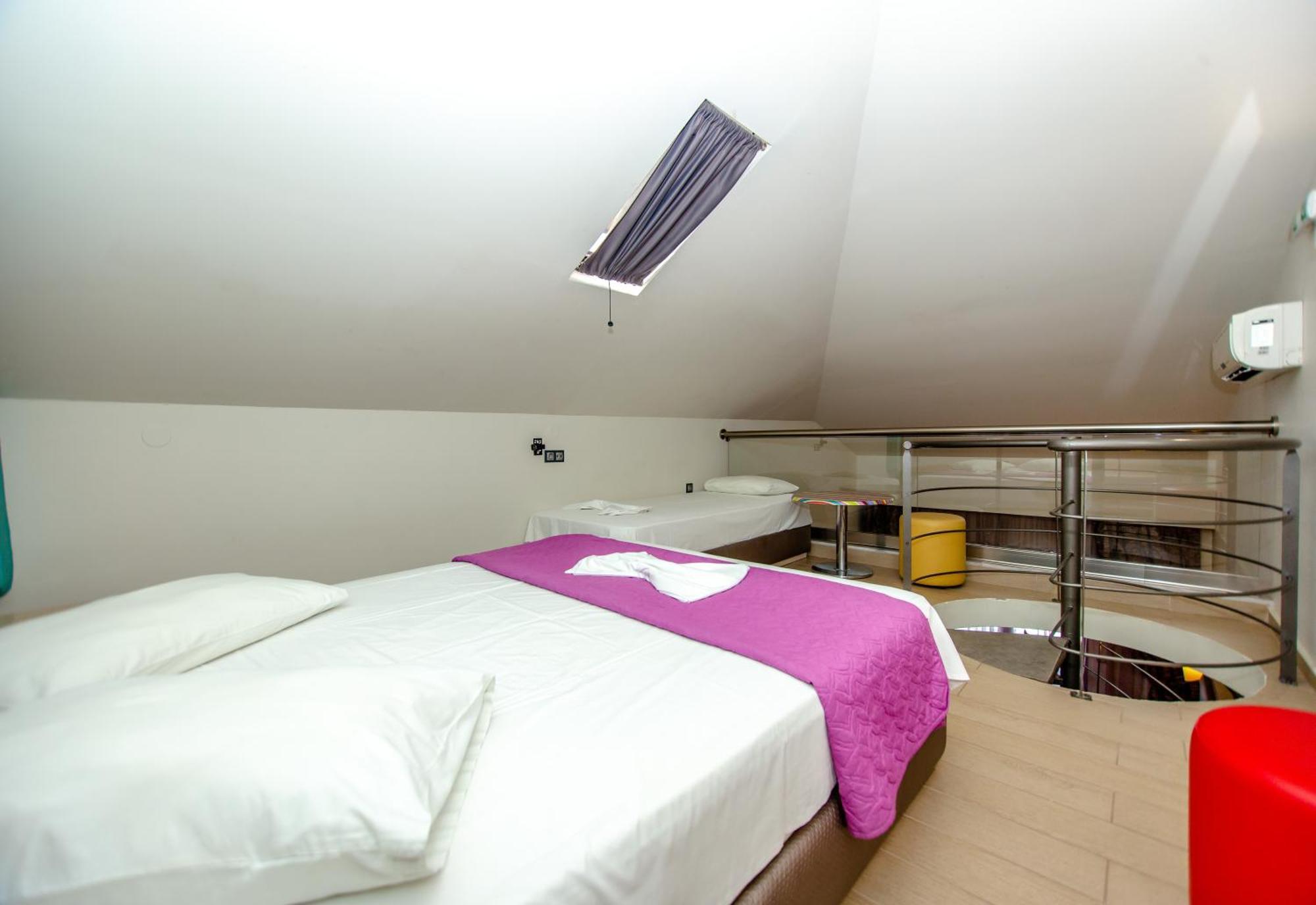 Amalia Mare Sea View Apartment Nea Vrasna