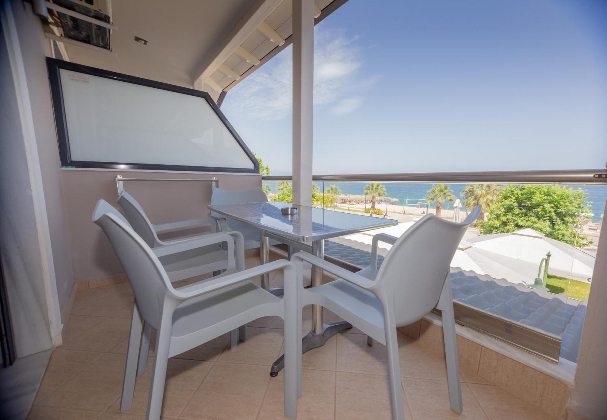 Amalia Mare Sea View Apartment Nea Vrasna